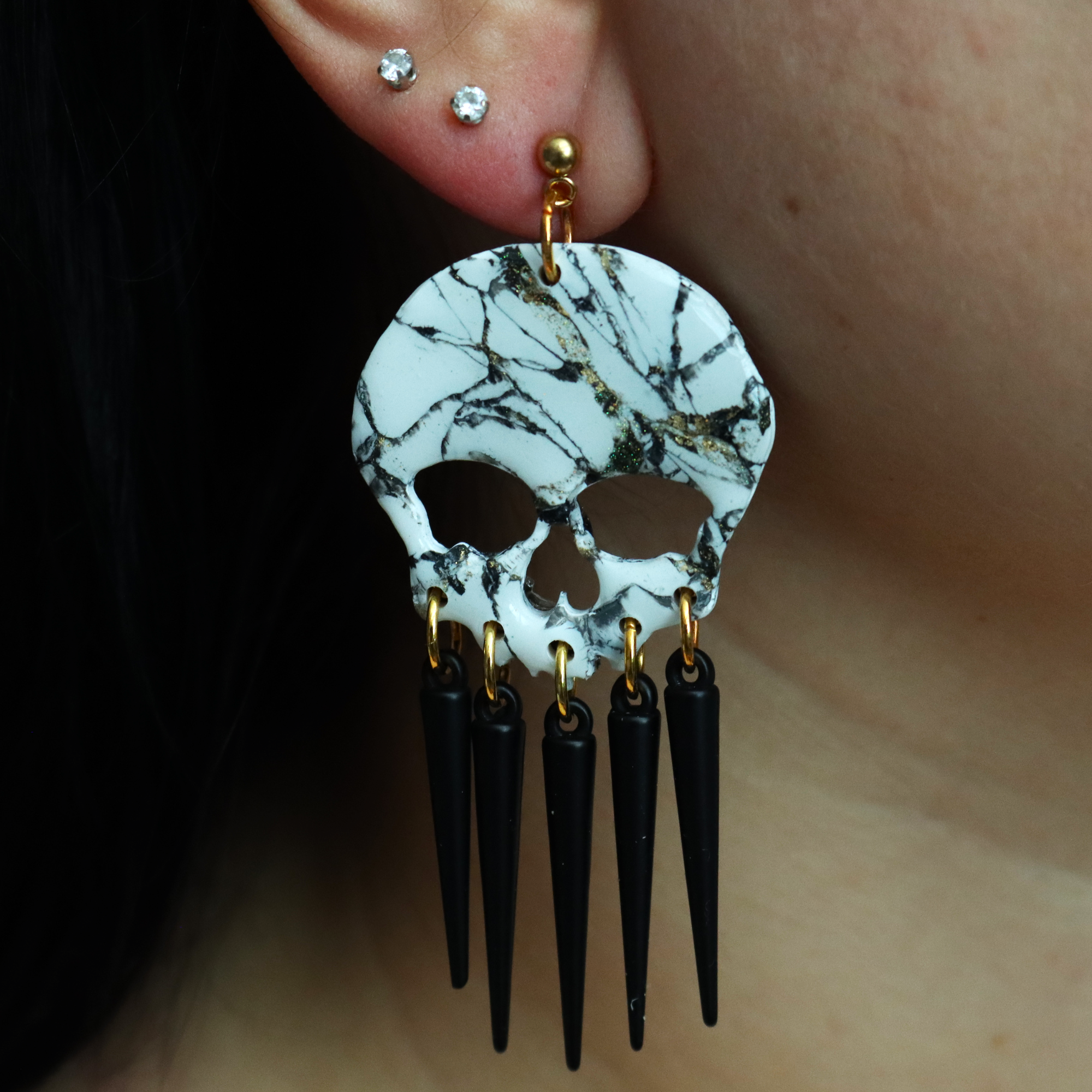 Howlit Skulls